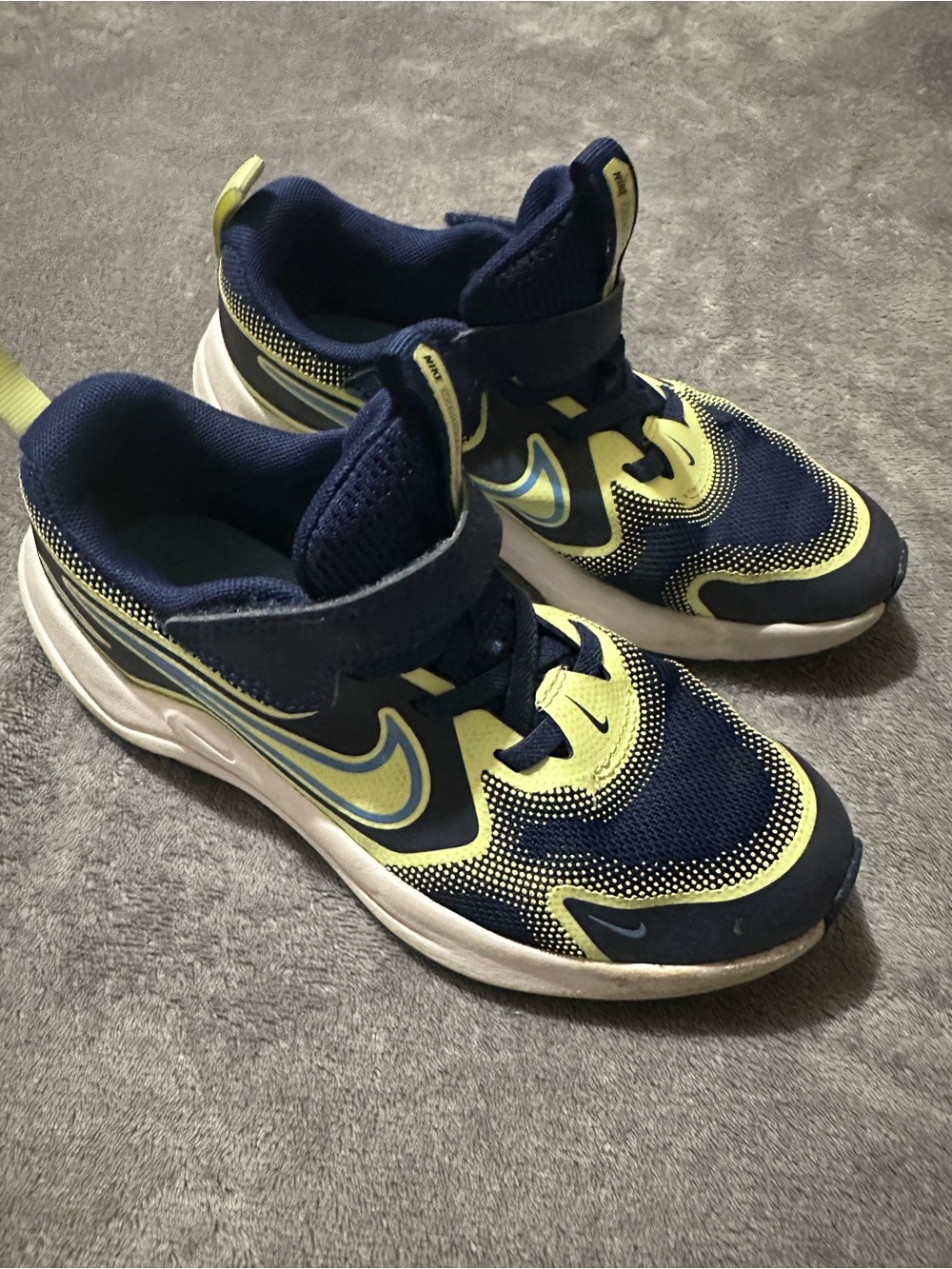 Nike Kids Navy and Yellow Trainer Sneakers